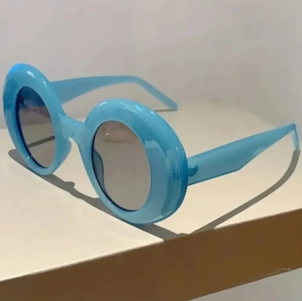 High Quality Oversized Chunky Retro Candy Blue Sunglasses
